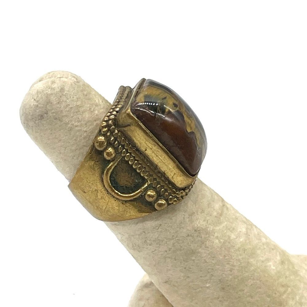 Agate Stone with Brass Metal Ring